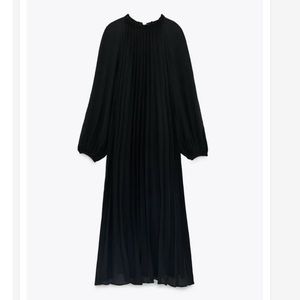 Zara Black Pleated oversized midi Dress